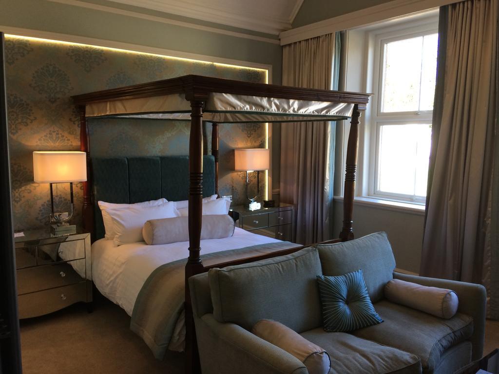The Shrubbery Hotel, イルミンスター エクステリア 写真